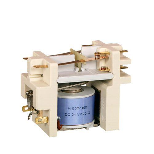 High-voltage relays.jpg High-voltage relays.jpg